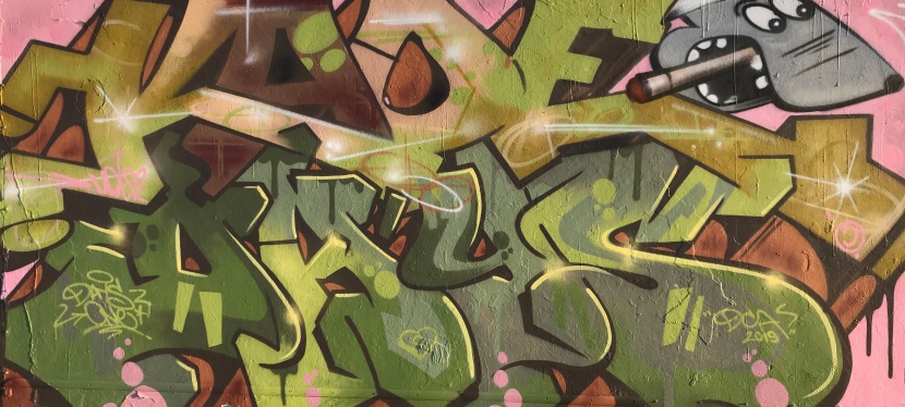 APPLY NOW to paint the Bondi Beach Graffiti Wall this summer!